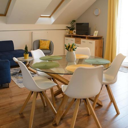Eliza 1 Birdland Golf Apartman Bük Eksteriør bilde